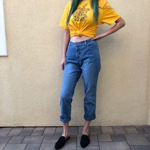 high waisted vintage mom jeans